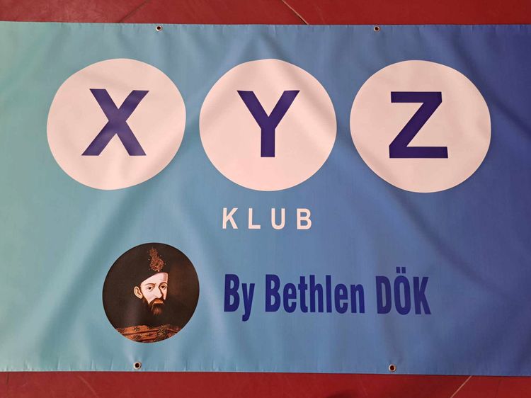 Az első XYZ Club