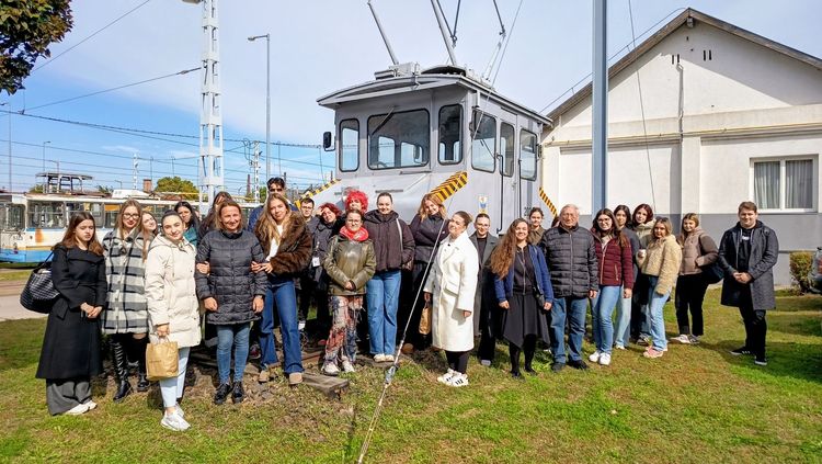 Időutazás a debreceni villamosok világában
