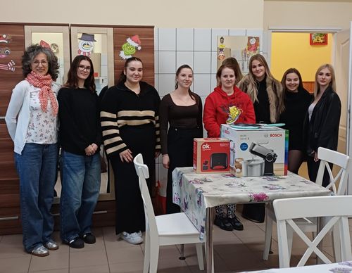 Bethlenesek önkéntesen jótékonykodtak!